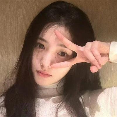 金发奇女